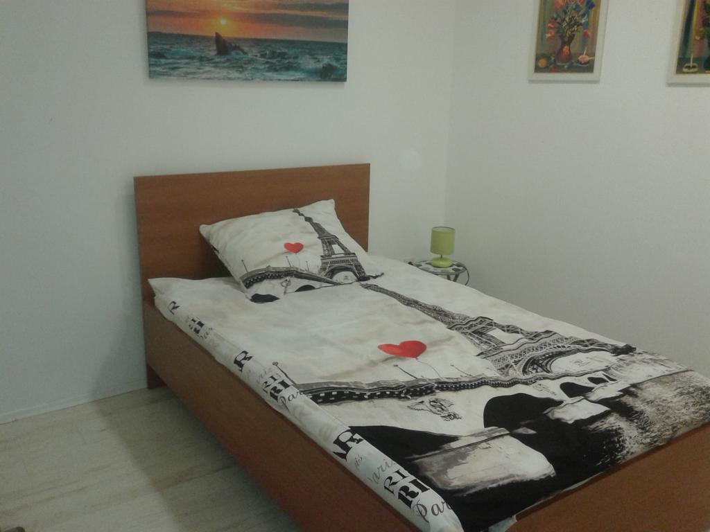 Apartment&Room Romano 马图利 外观 照片